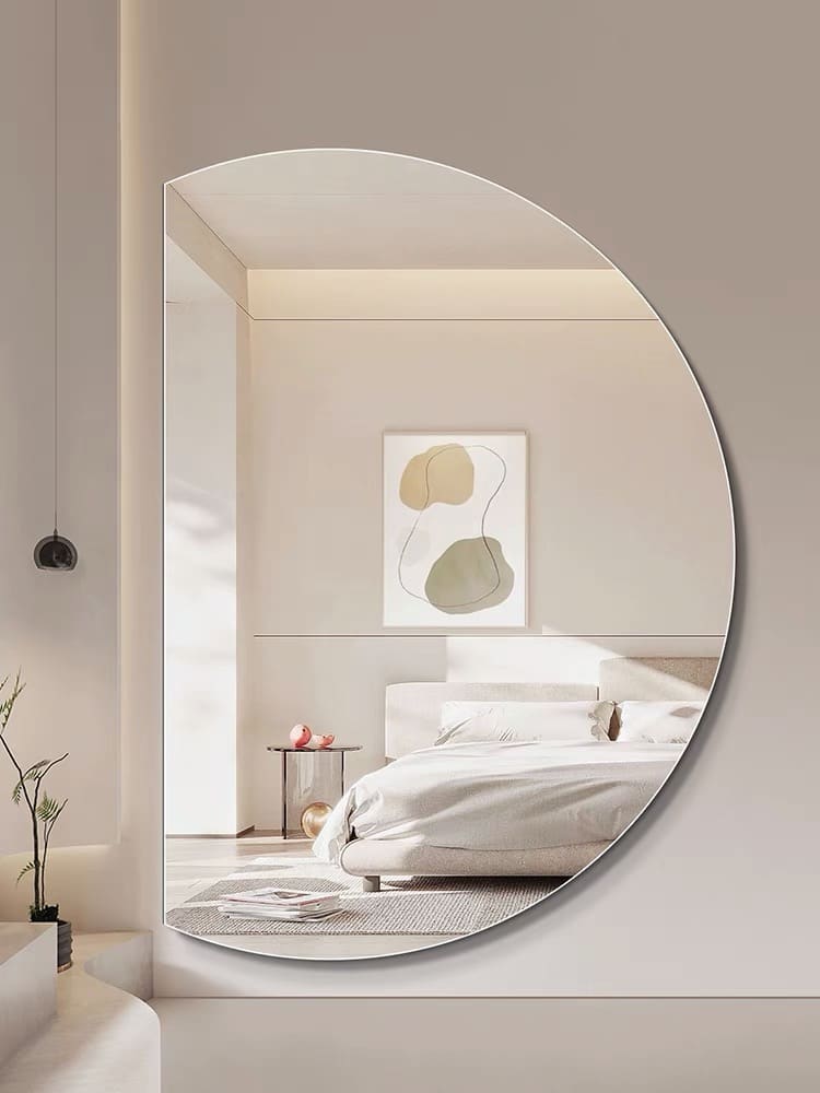 Crescent wall mirror curve left